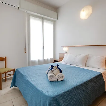 Numi Hotel 2*